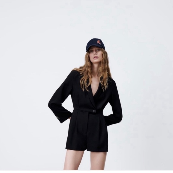 2/$30 Zara Black Pleated Long Sleeve Romper Size Small - Picture 3 of 13